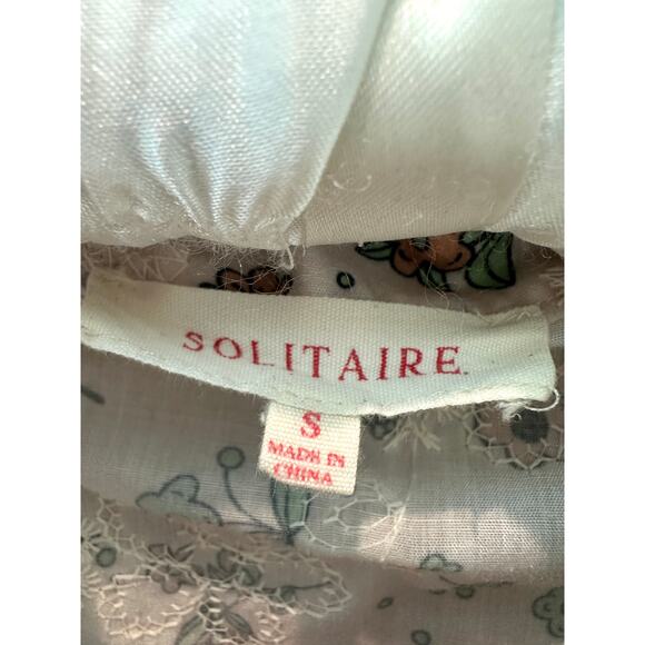 SOLITAIRE | White Floral Eyelet Embroidered Puff Sleeve Peasant Blouse | Small - Picture 5 of 7